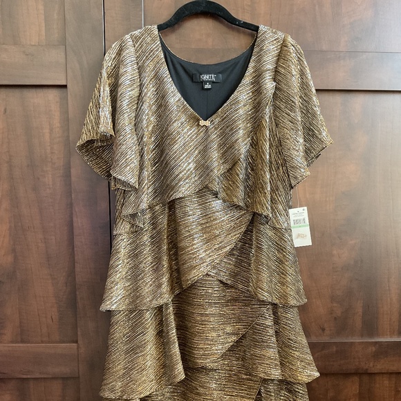 Ignite Evenings, metallic silver and gold lovely formal dress size 8 - Picture 1 of 5